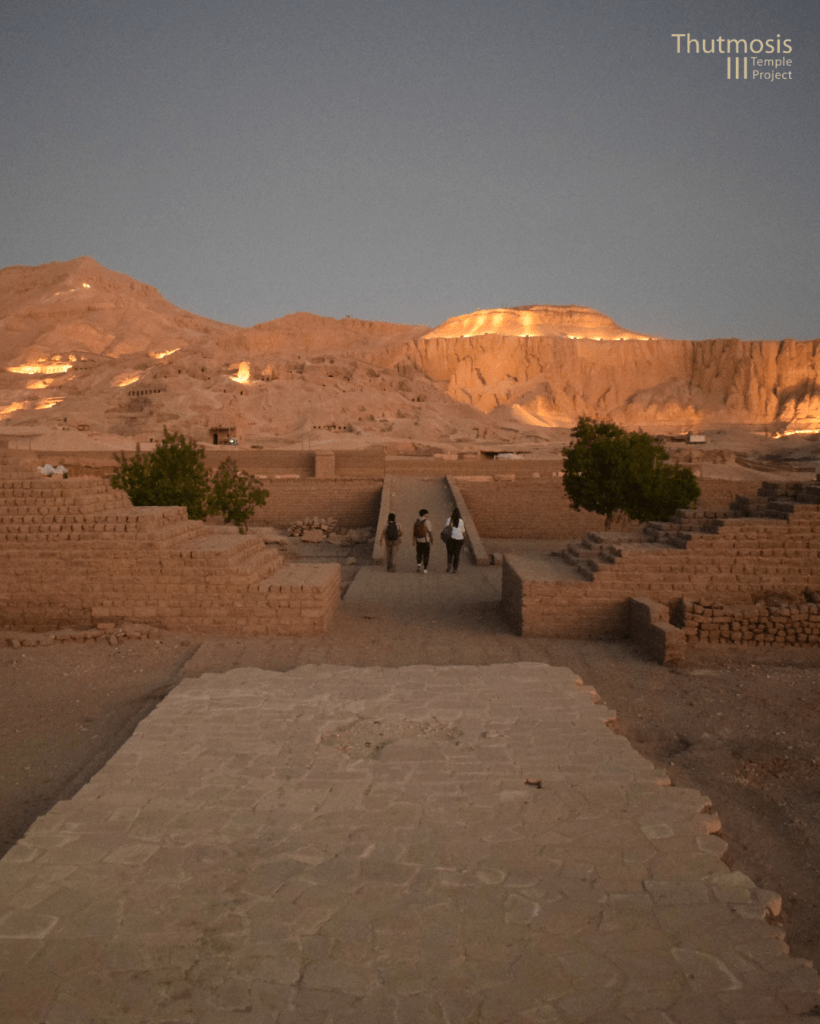 Yacimiento_Tutmosis III_2025_13